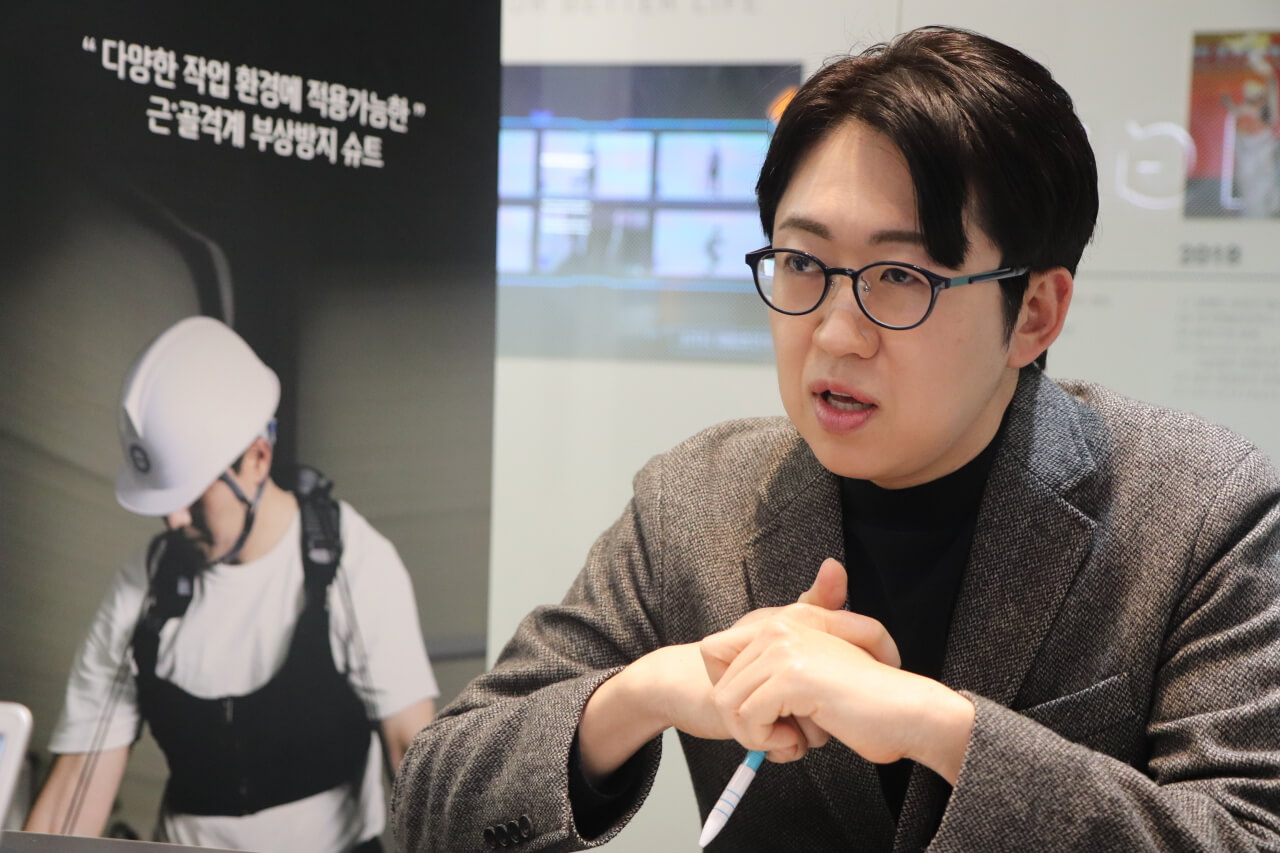 [IPO Interview] Angel Robotics aims to commercialize its walking assistance robot this year and expects a turnaround in profits next year.